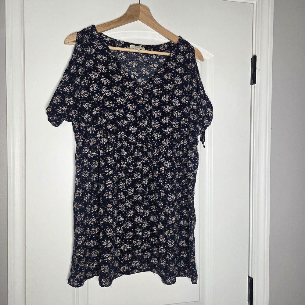 Kori Size Medium Cold Shoulder Mini Dress